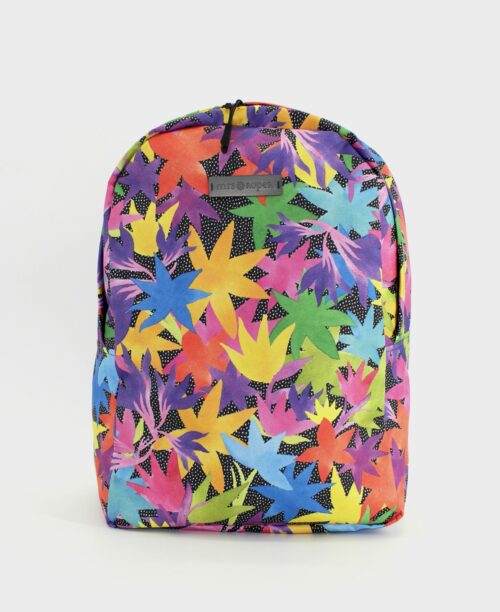 Mochila con estampado de flores multicolor de la marca Mrs. Roper.