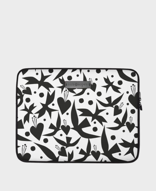 Funda de ordenador con estampado de pájaros en blanco y negro, hecha en neopreno de la marca mrs Roper.